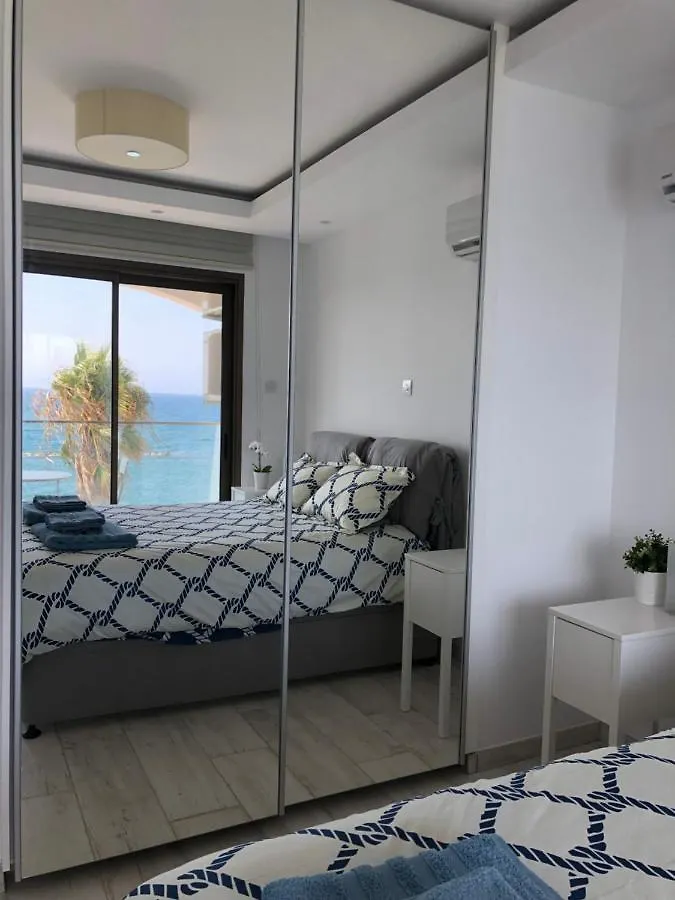Blue Escape Apartment Larnaca